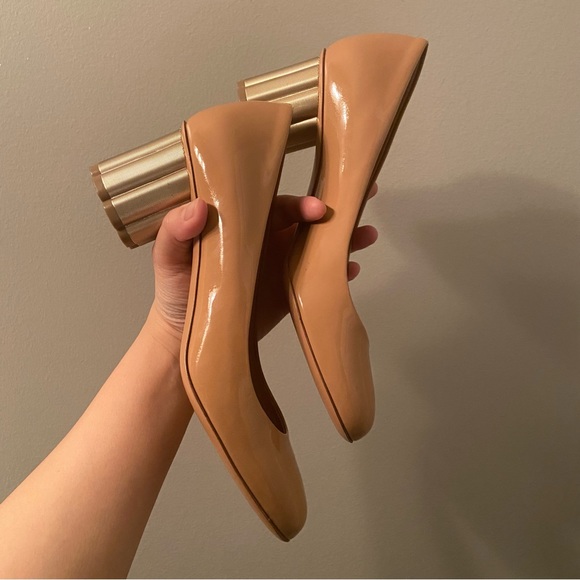 SALVATORE FERRAGAMO Patent Leather Flower Heel Pink Size 5 - Picture 7 of 11